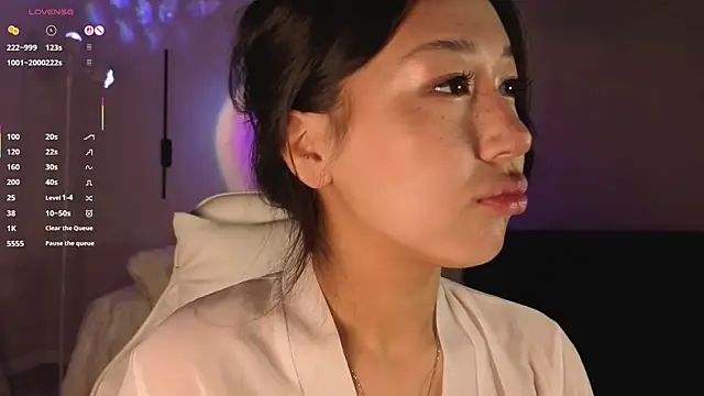 Nelly Kimm online show from 04-13-26, 01:11