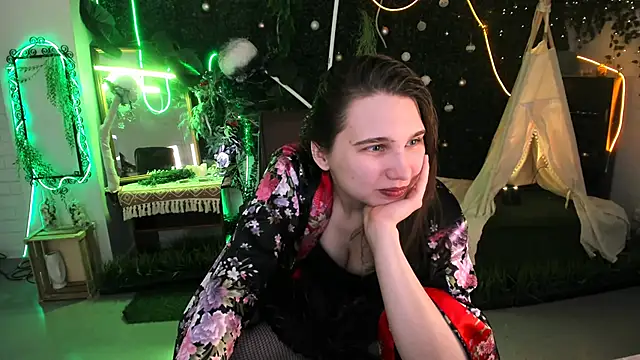 TessaMill online show from 02-15-26, 07:51