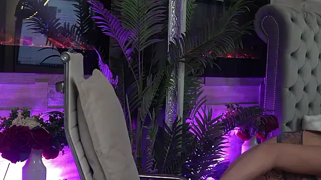 SeductiveMom online show from 01-16-26, 04:16