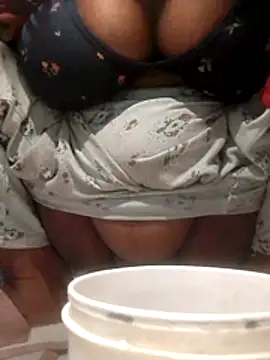 Dassing strip couple online show from 06-09-26, 07:03