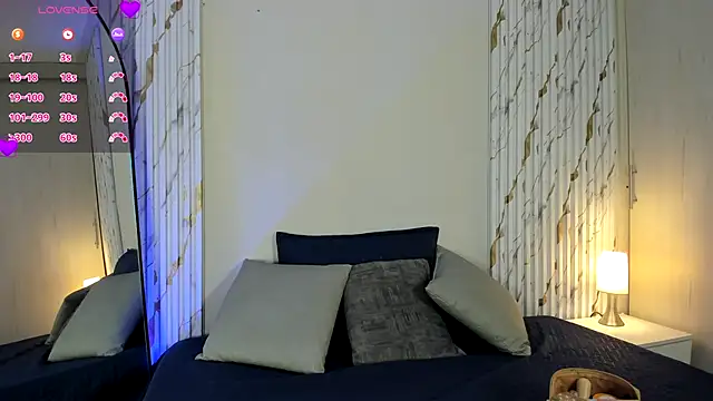 MissVioleet  online show from 10-15-25, 05:13