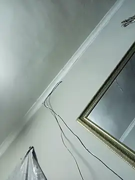 Snapshot of ShySexyBaddiexx chatting on 10-24-25, 08:27 ShySexyBaddiexx online show from 10-24-25, 08:27