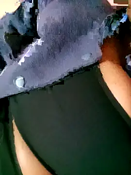 ShySexyBaddiexx online show from 02-12-26, 08:37