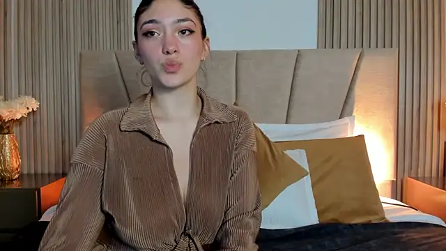 Victoria Beaumont online show from 11-06-25, 11:33