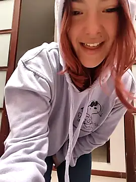 Victoria Beaumont online show from 04-25-26, 01:41