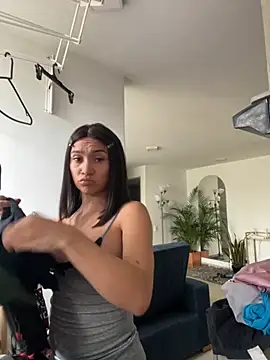 Snapshot of dollforsex_ chatting on 10-09-25, 08:29 dollforsex  online show from 10-09-25, 08:29