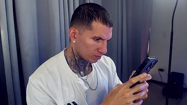 Shane Clay online show from 10-10-25, 05:01