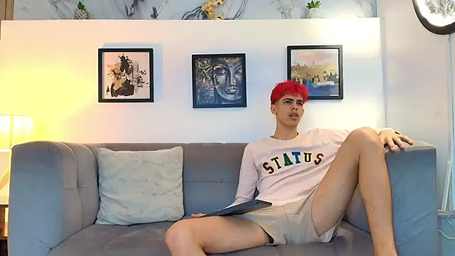 Snapshot of TWINKS_FRIENDS chatting on 05-21-26, 01:29 TWINKS FRIENDS online show from 05-21-26, 01:29