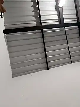 Hiroshi Shen online show from 10-29-25, 10:17