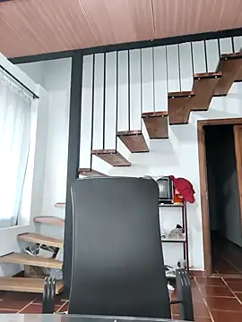 Hiroshi Shen online show from 11-19-25, 11:10