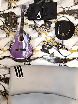 Snapshot of Hiroshi_Shen chatting on 01-11-26, 12:21 Hiroshi Shen online show from 01-11-26, 12:21