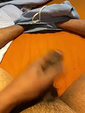 Snapshot of girlslvrs chatting on 02-01-26, 10:41 girlslvrs online show from 02-01-26, 10:41