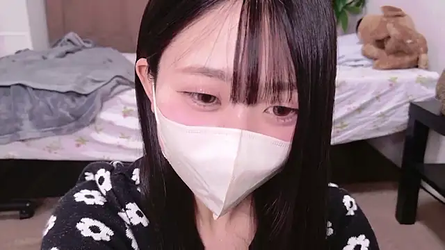 OSUSHI-CHAN online show from 11-12-25, 03:45