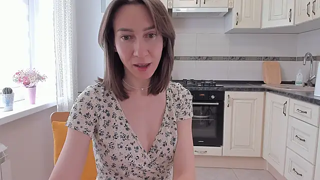 GoodGlamorGirl online show from 05-11-26, 04:18