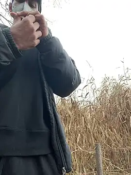 Snapshot of SL_NIKI_PUBLIC chatting on 12-21-25, 06:20 SL NIKI PUBLIC online show from 12-21-25, 06:20