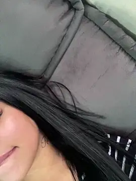 jujuarantes  2025 online show from 11-05-25, 04:29