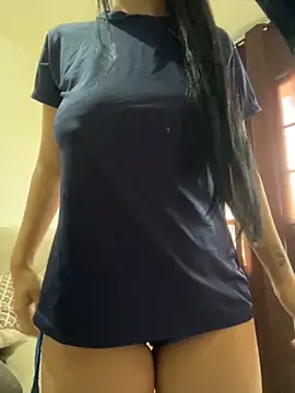 jujuarantes  2025 online show from 11-18-25, 02:21