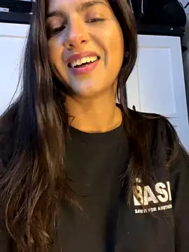 chicachocolate01 online show from 10-24-25, 03:25