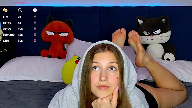 MissEmilyMiller online show from 04-23-26, 05:04