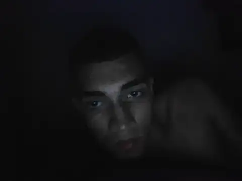 Snapshot of Sebas_0332 chatting on 11-05-25, 05:40 Sebas 0332 online show from 11-05-25, 05:40