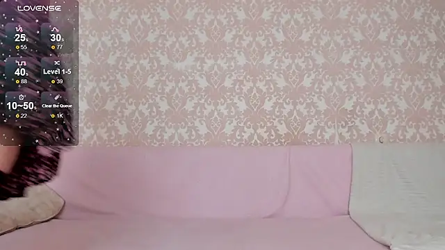 Snapshot of Lil_Foxy9 chatting on 10-29-25, 07:21 Lil Foxy9 online show from 10-29-25, 07:21