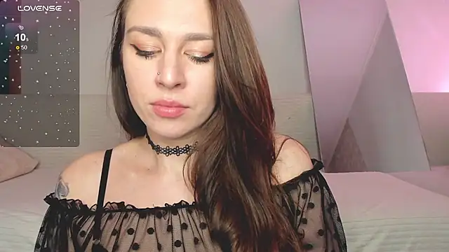 Snapshot of Lil_Foxy9 chatting on 11-08-25, 10:26 Lil Foxy9 online show from 11-08-25, 10:26