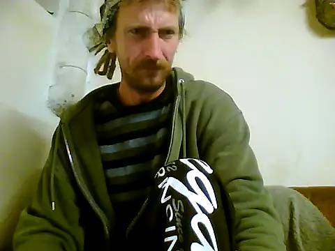 Snapshot of KokosMartin chatting on 09-14-25, 12:10 KokosMartin online show from 09-14-25, 12:10