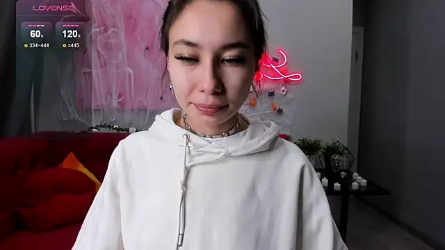 Snapshot of Kat__cat chatting on 10-29-25, 03:09 Kat cat online show from 10-29-25, 03:09