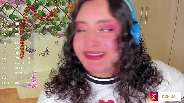 Snapshot of TICH____ chatting on 11-19-25, 07:14 TICH online show from 11-19-25, 07:14