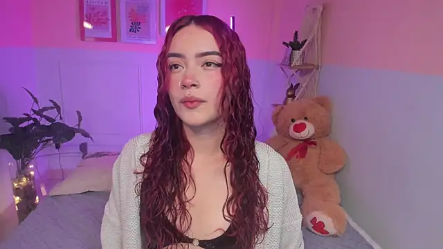 Snapshot of Camila_Rivers chatting on 12-02-25, 04:18 Camila Rivers online show from 12-02-25, 04:18