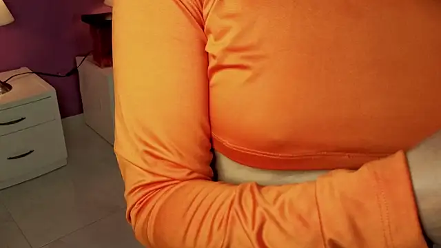 LiLLiAnderson online show from 10-31-25, 12:06