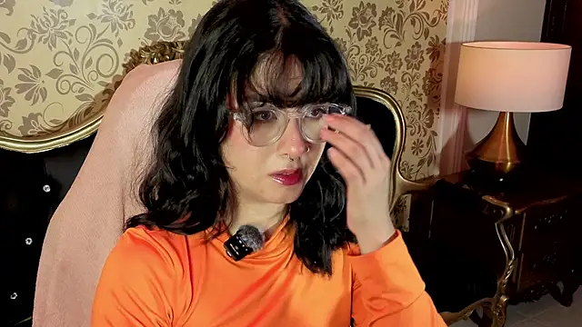 LiLLiAnderson online show from 04-14-26, 12:33