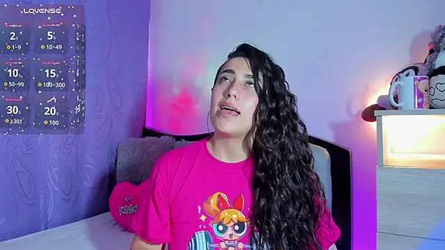 my aleja  online show from 02-14-26, 01:24