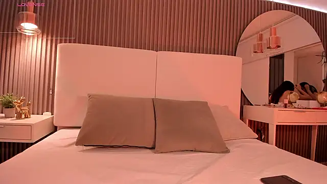 juliie star online show from 03-10-26, 02:27