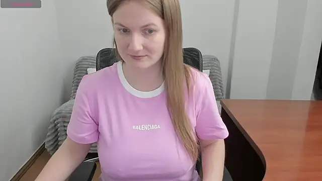 Snapshot of Alisha_Skyes chatting on 02-20-26, 02:28 Alisha Skyes online show from 02-20-26, 02:28