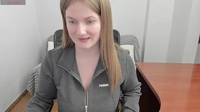 Snapshot of Alisha_Skyes chatting on 03-06-26, 06:04 Alisha Skyes online show from 03-06-26, 06:04