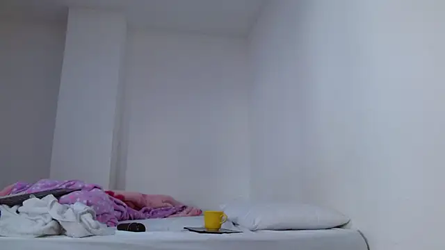 isabel 24 gil online show from 03-07-26, 12:24