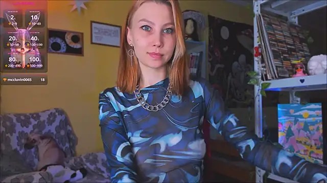 Snapshot of Nicole_matt chatting on 09-18-25, 02:35 Nicole matt online show from 09-18-25, 02:35