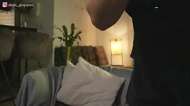 alana gasparini online show from 01-18-26, 02:04