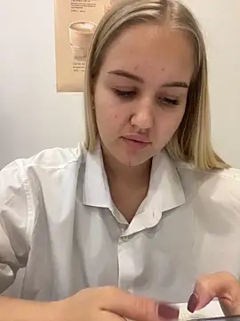 CandyVice online show from 11-22-25, 05:12