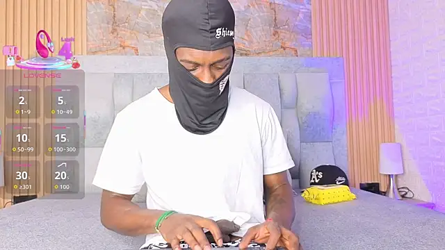 Snapshot of pipedark_ chatting on 11-08-25, 04:12 pipedark online show from 11-08-25, 04:12