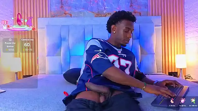 Snapshot of pipedark_ chatting on 11-13-25, 03:05 pipedark online show from 11-13-25, 03:05