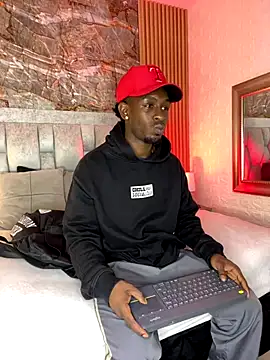 Snapshot of pipedark_ chatting on 12-16-25, 03:44 pipedark online show from 12-16-25, 03:44