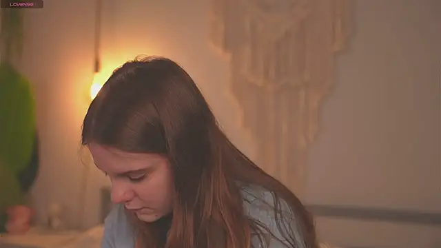 Snapshot of Lu__Lane chatting on 10-17-25, 08:17 Lu Lane online show from 10-17-25, 08:17