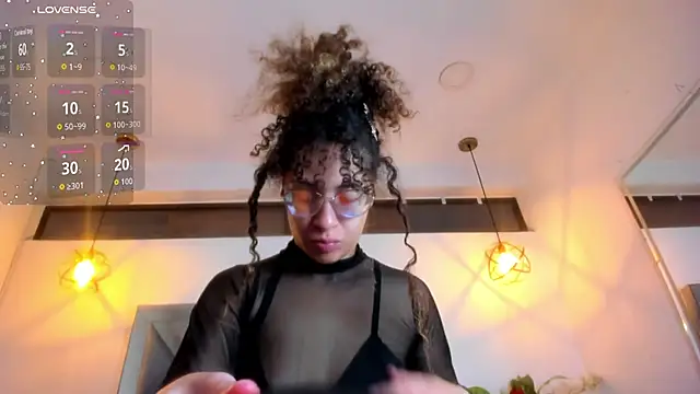 Hanna Cornee  online show from 02-20-26, 12:38