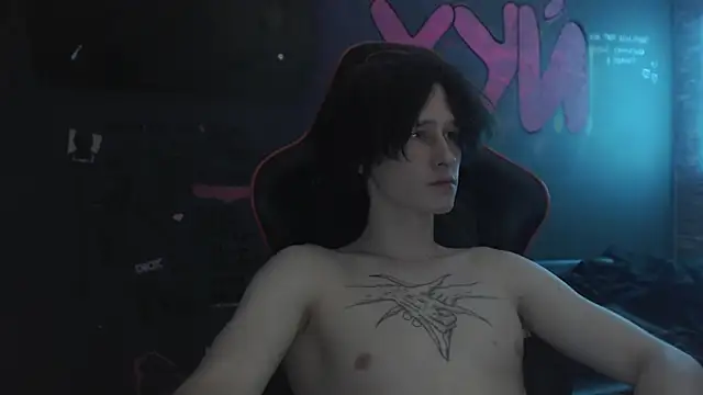 Snapshot of min1pekka chatting on 10-06-25, 12:52 min1pekka online show from 10-06-25, 12:52