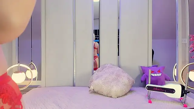 VesperVelvet online show from 12-04-25, 08:28