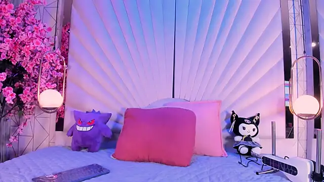 VesperVelvet online show from 04-26-26, 05:05