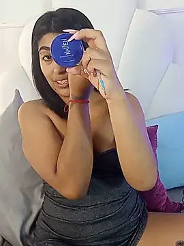Kaylachannell online show from 06-11-26, 03:48