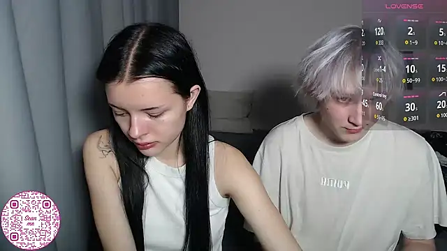 Snapshot of ChrisBumber chatting on 11-10-25, 11:26 ChrisBumber online show from 11-10-25, 11:26